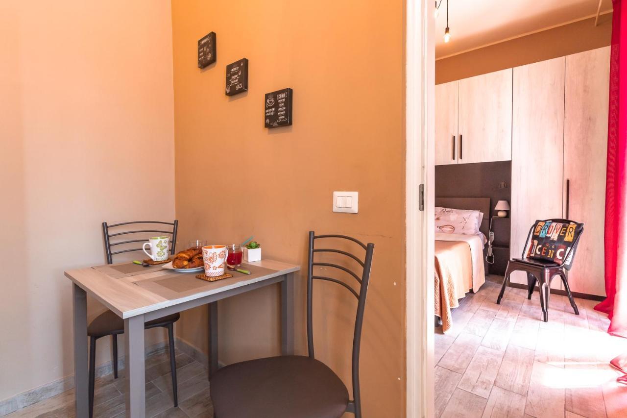 La Casa Rosa Apartamento Terni Exterior foto